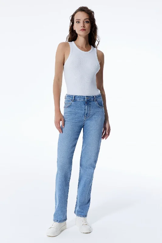 Kylie Mid Waist 5 Pocket Jeans Light Blue