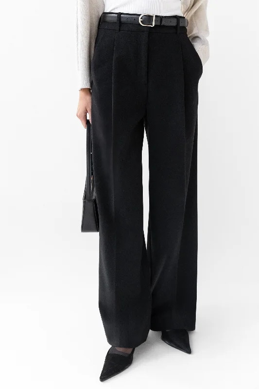 WIDE LEG TROUSER