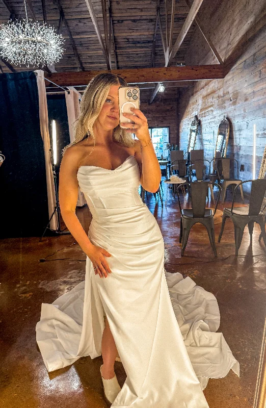 Kalyssa Wedding Dress