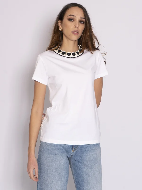 T-shirt con Ricami e Perle - Bianco