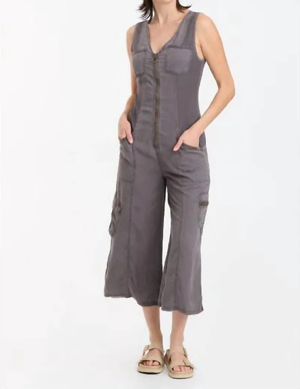 Tavin Crop Jumpsuit In Graphite Point